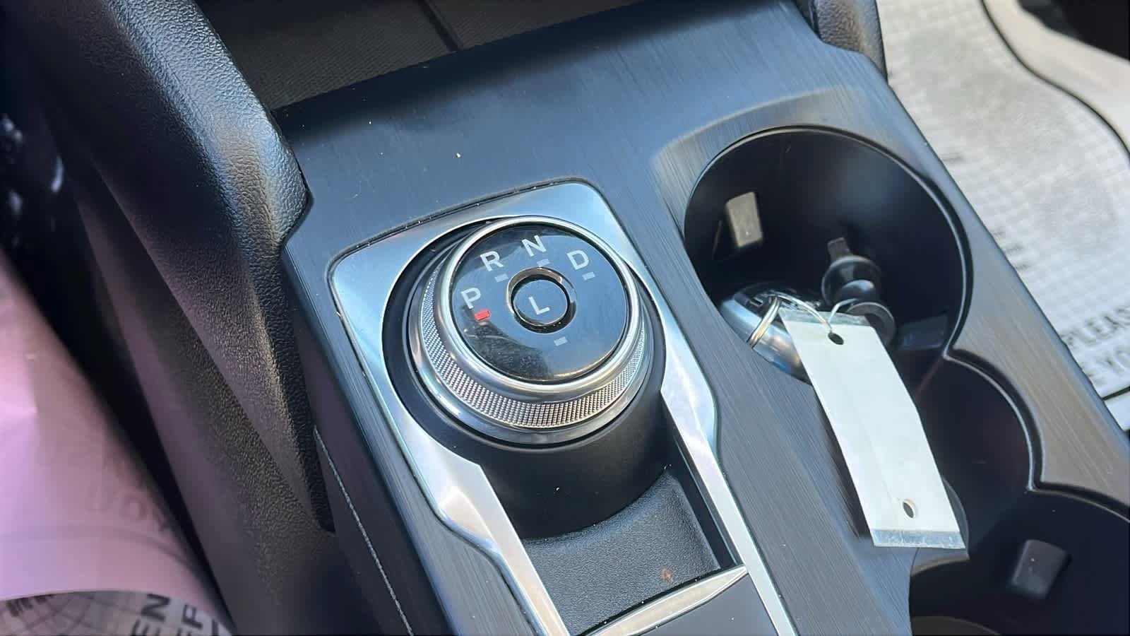 Used 2022 Ford Escape SE w/ Convenience Package image 17