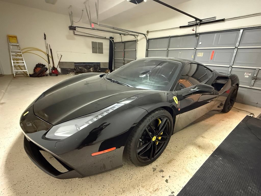 Used 2016 Ferrari 488 GTB RWD image 4