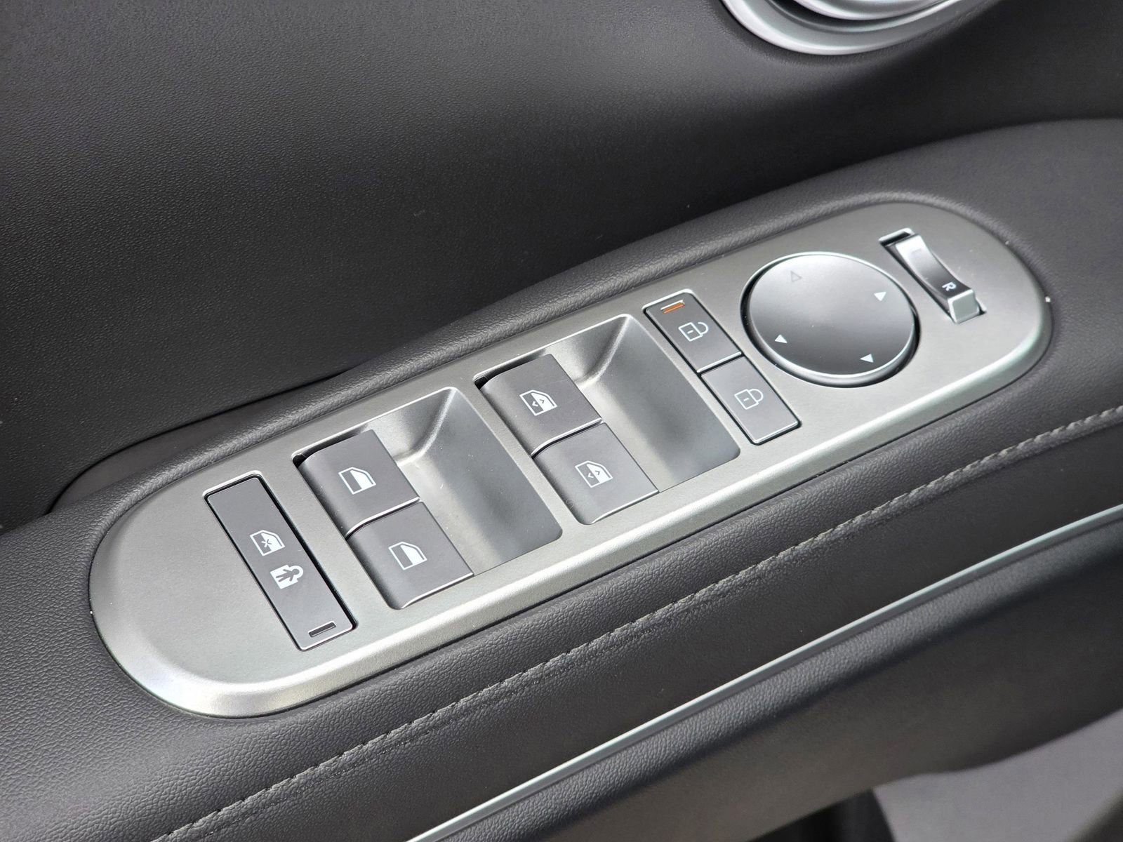 New 2026 Hyundai Palisade SE image 16