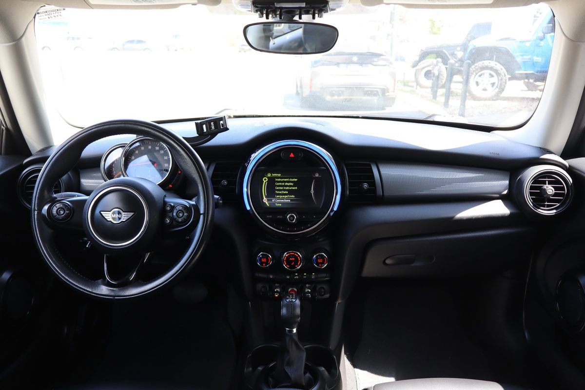 Used 2017 MINI Cooper 2-Door Hardtop FWD image 13