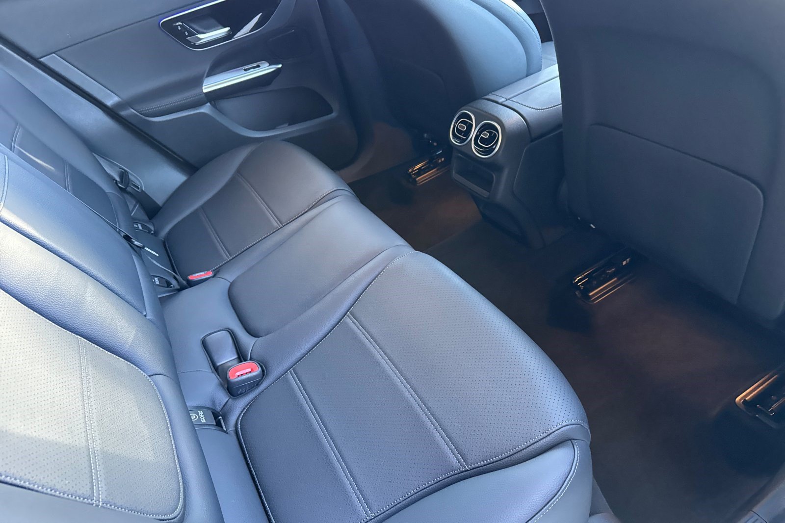 Certified 2025 Mercedes-Benz GLC 350e 4MATIC image 33