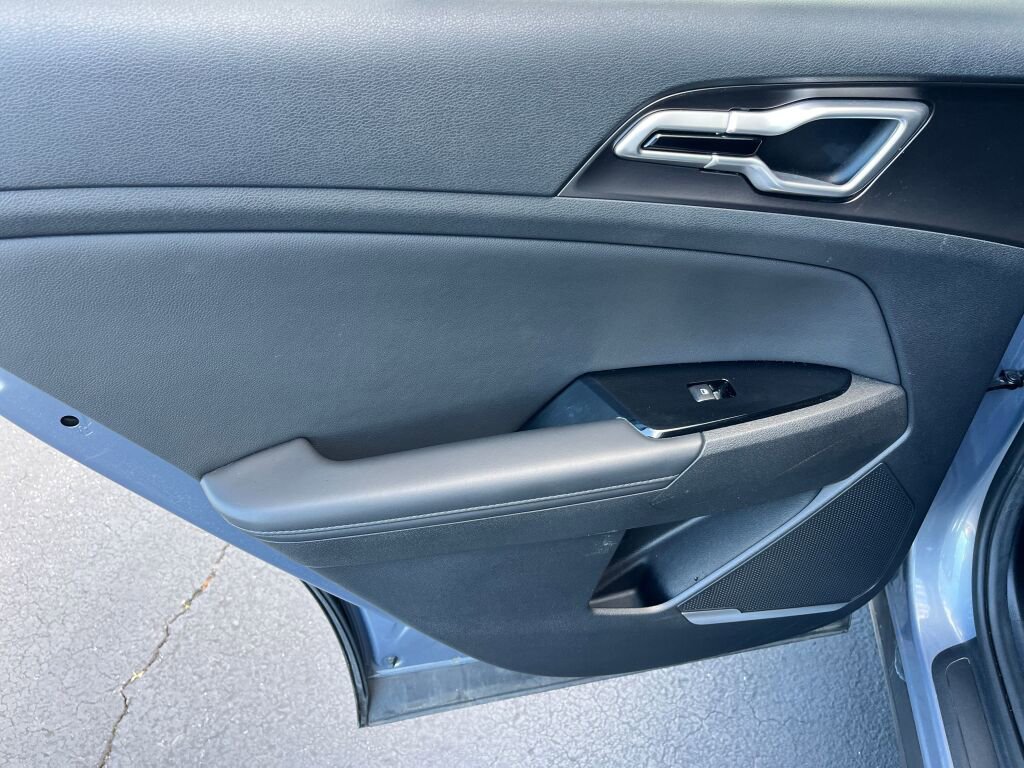 Used 2024 Kia Sportage EX FWD image 22