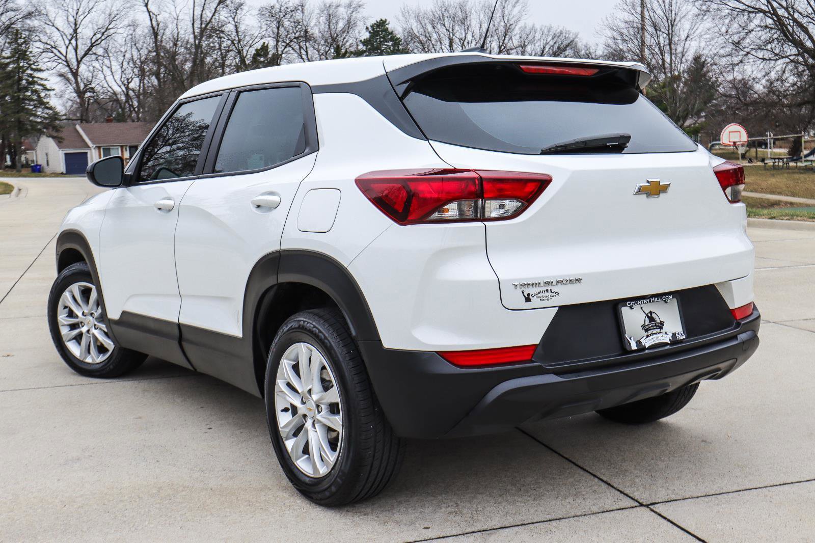 Used 2023 Chevrolet TrailBlazer LS FWD image 14