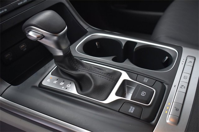 Certified 2024 Kia Carnival LX image 23