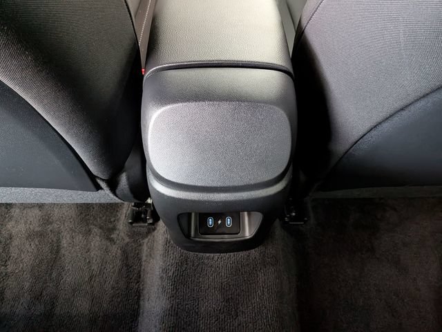Used 2025 Hyundai Elantra SEL FWD image 28