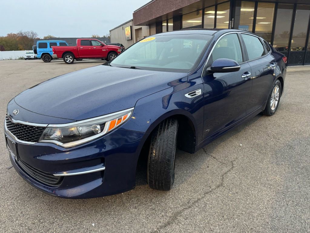 Used 2018 Kia Optima LX image 3