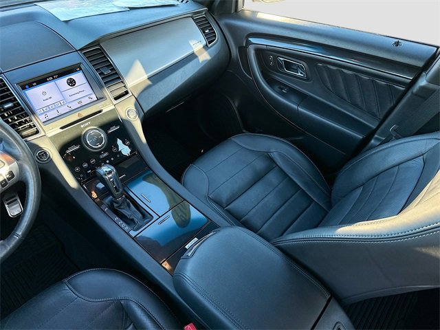 Used 2019 Ford Taurus SHO image 21