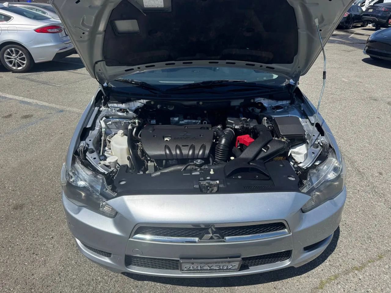 Used 2014 Mitsubishi Lancer ES image 9