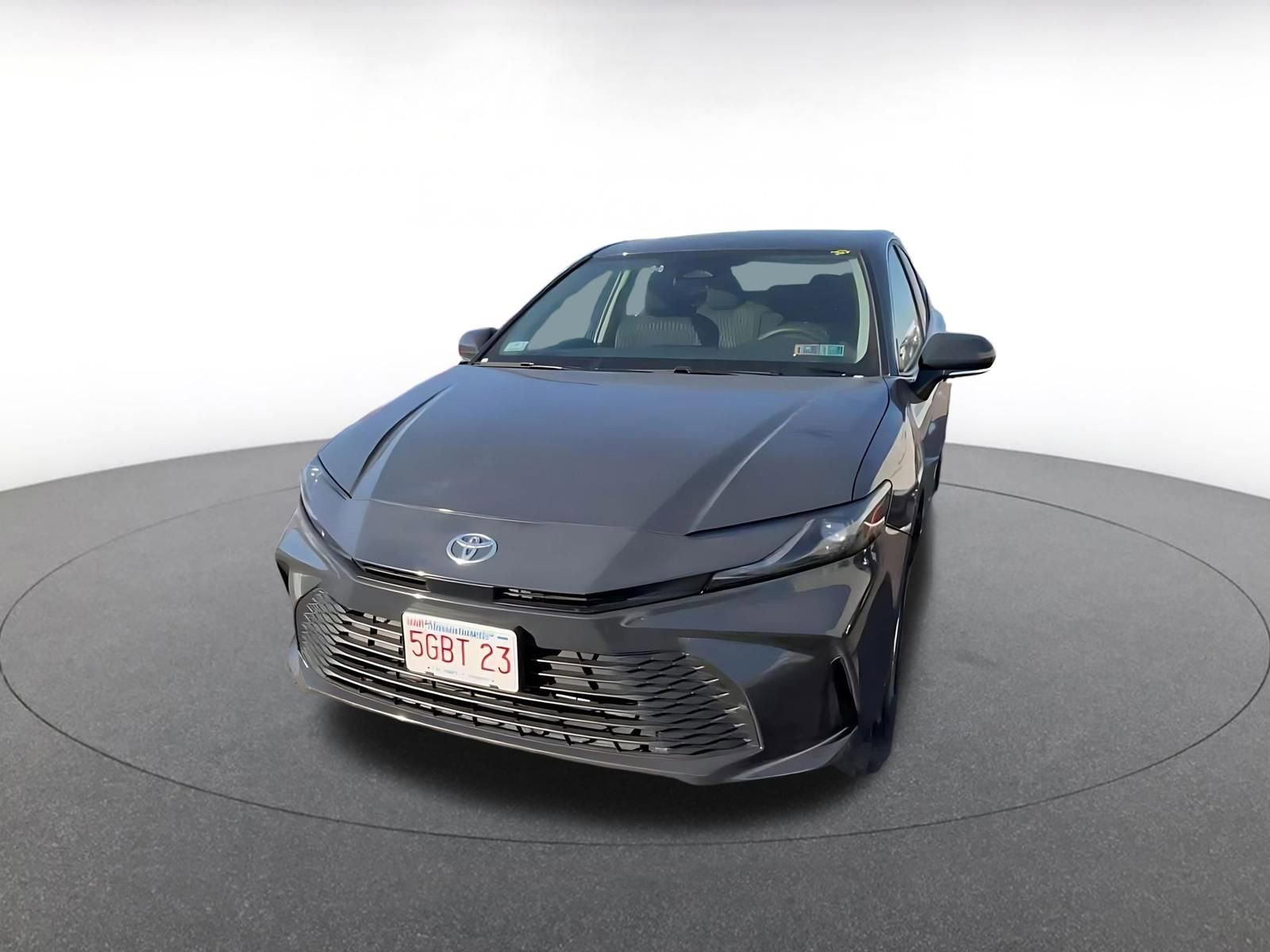 Used 2025 Toyota Camry LE FWD image 4