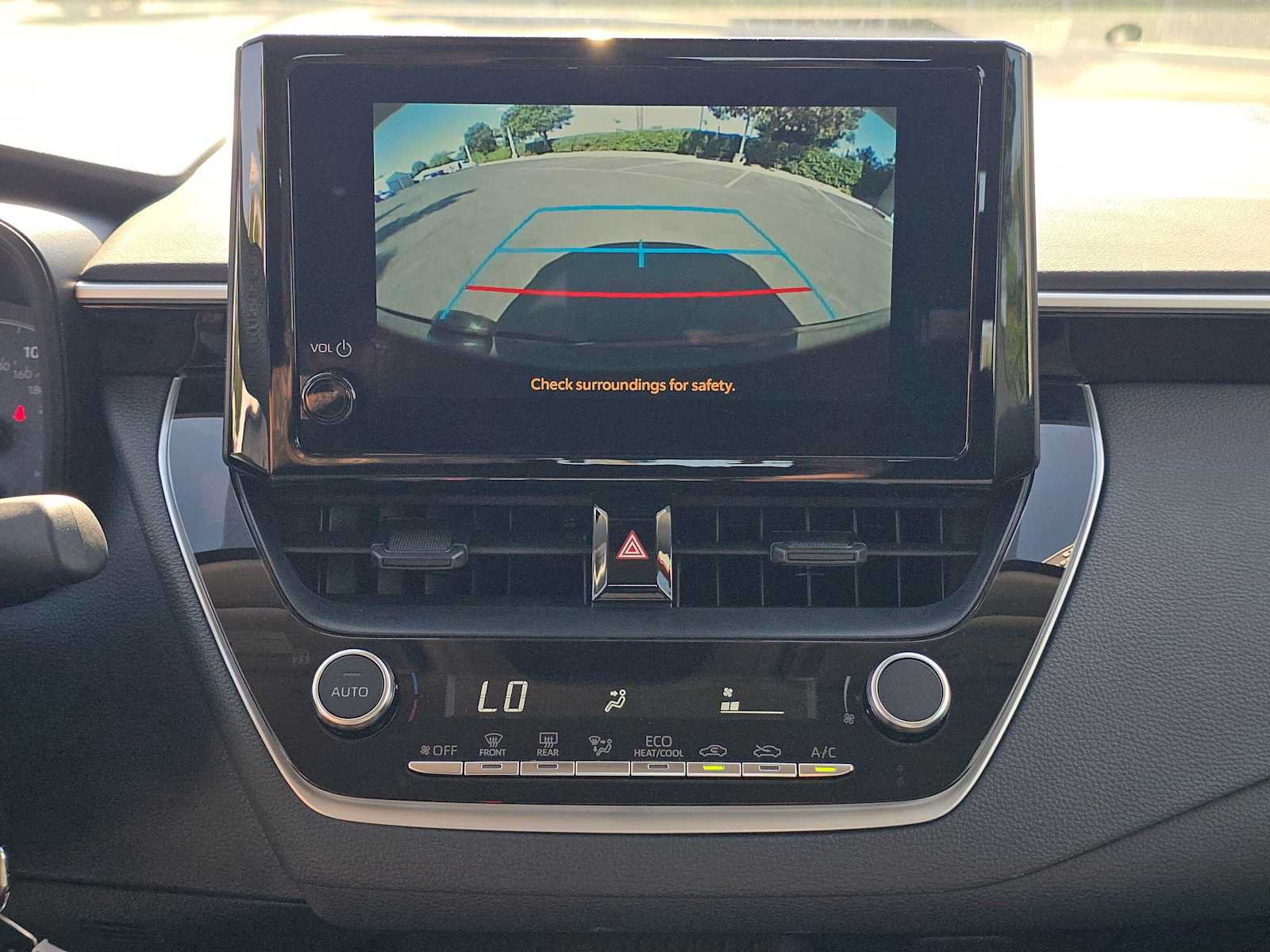 Certified 2025 Toyota Corolla LE FWD image 27