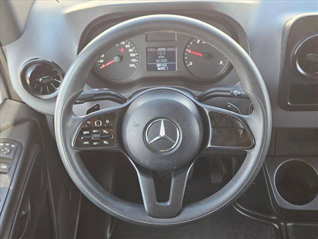 Used 2023 Mercedes-Benz Sprinter 2500 image 15