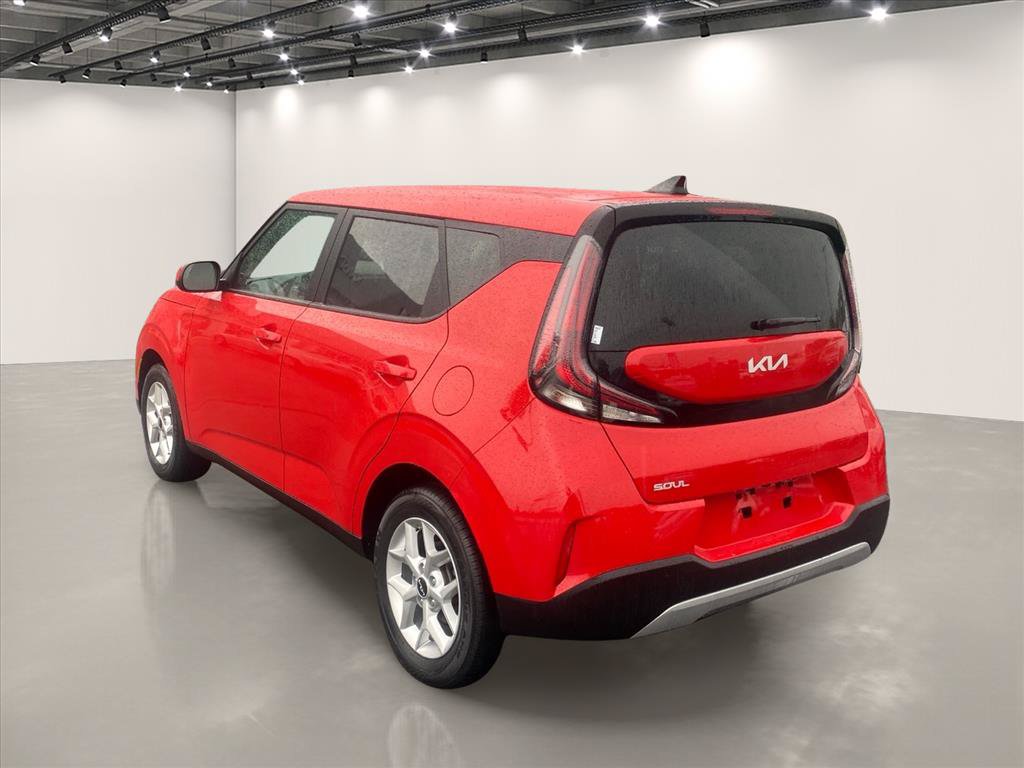 Certified 2024 Kia Soul S FWD image 6