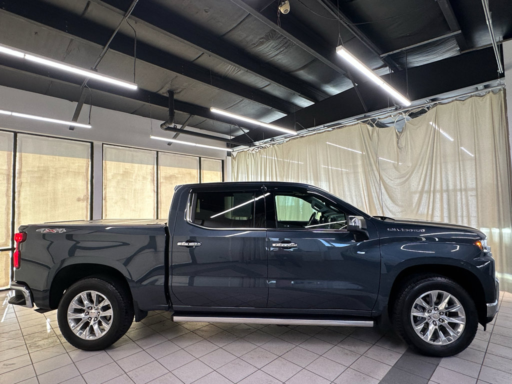 Used 2020 Chevrolet Silverado 1500 LTZ w/ LTZ Plus Package AWD/4WD image 3