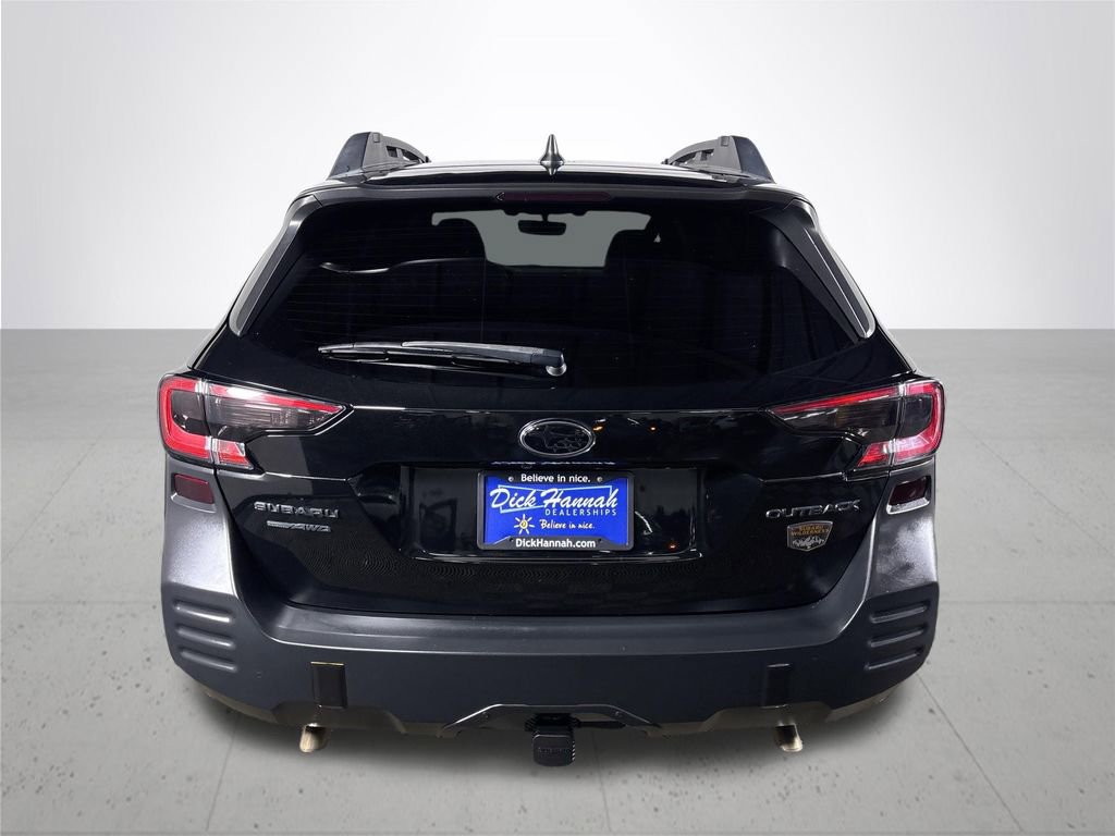 Used 2022 Subaru Outback Wilderness image 7