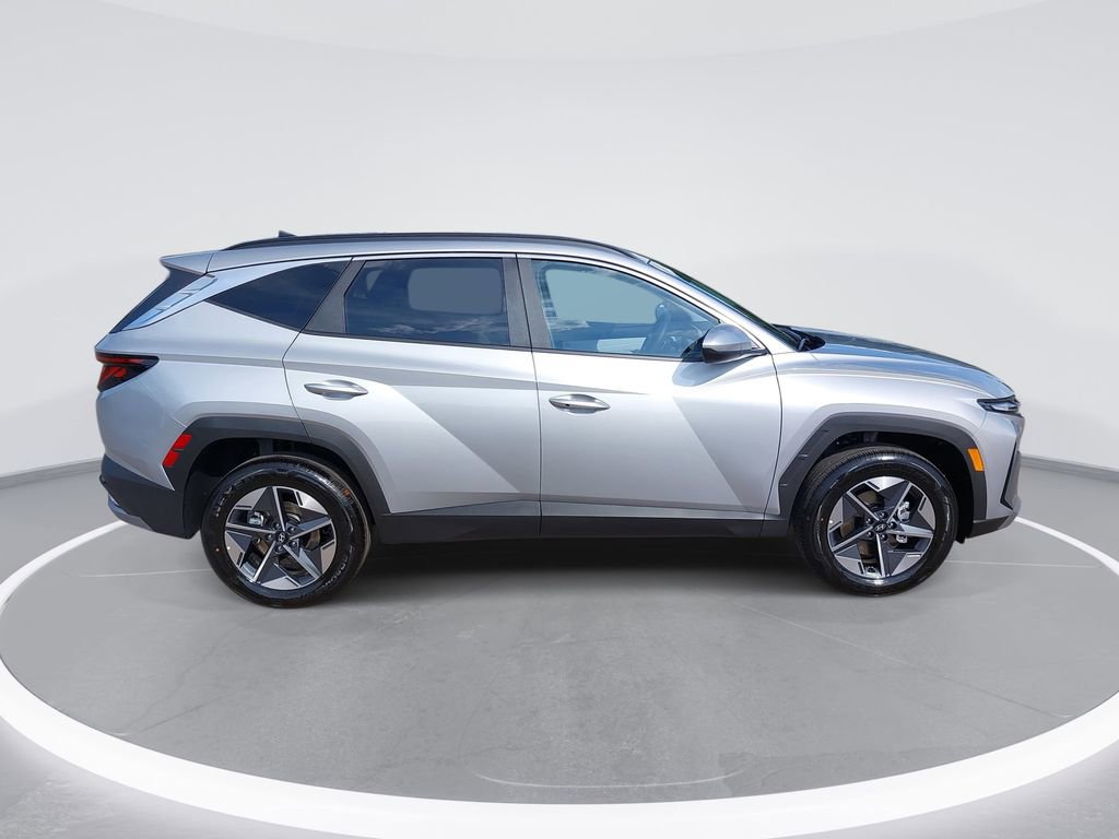 New 2026 Hyundai Tucson SEL w/ Tow & Go Package AWD/4WD image 4