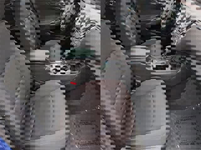 Used 2023 Chevrolet Malibu LS image 21