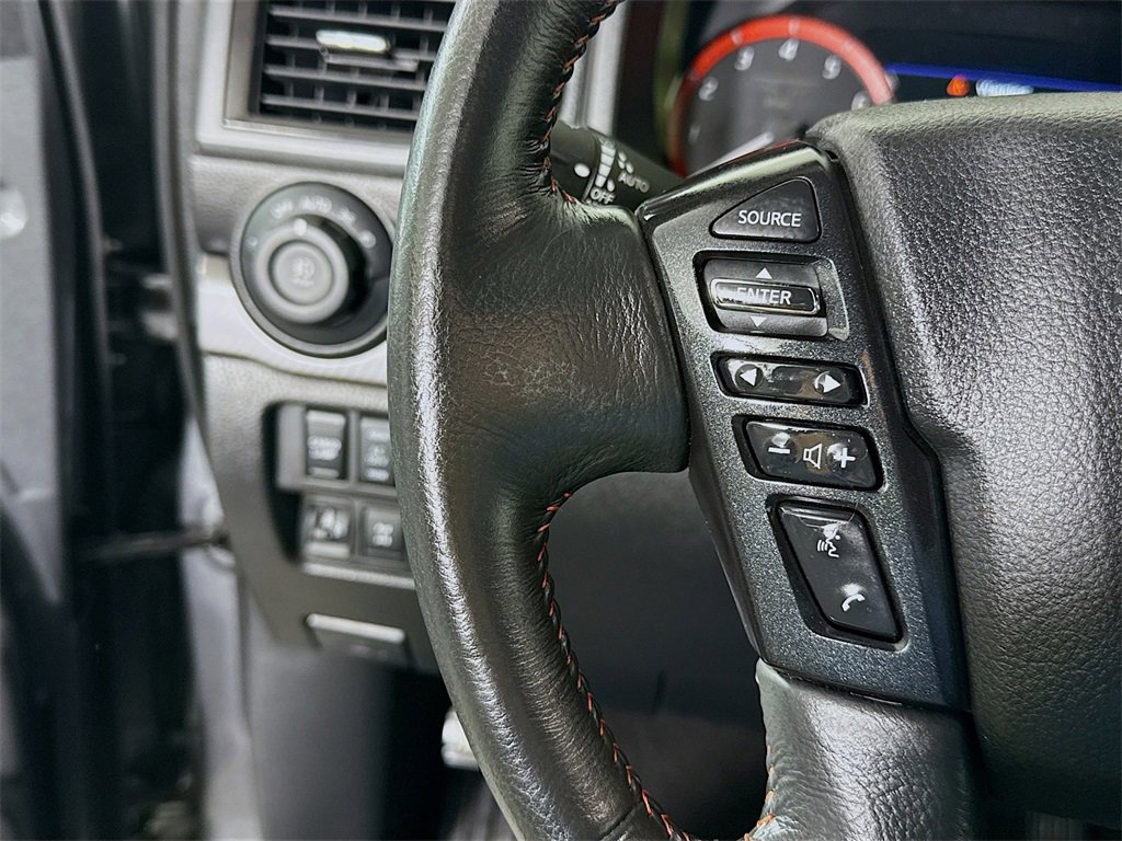 Used 2024 Nissan Titan PRO-4X image 22