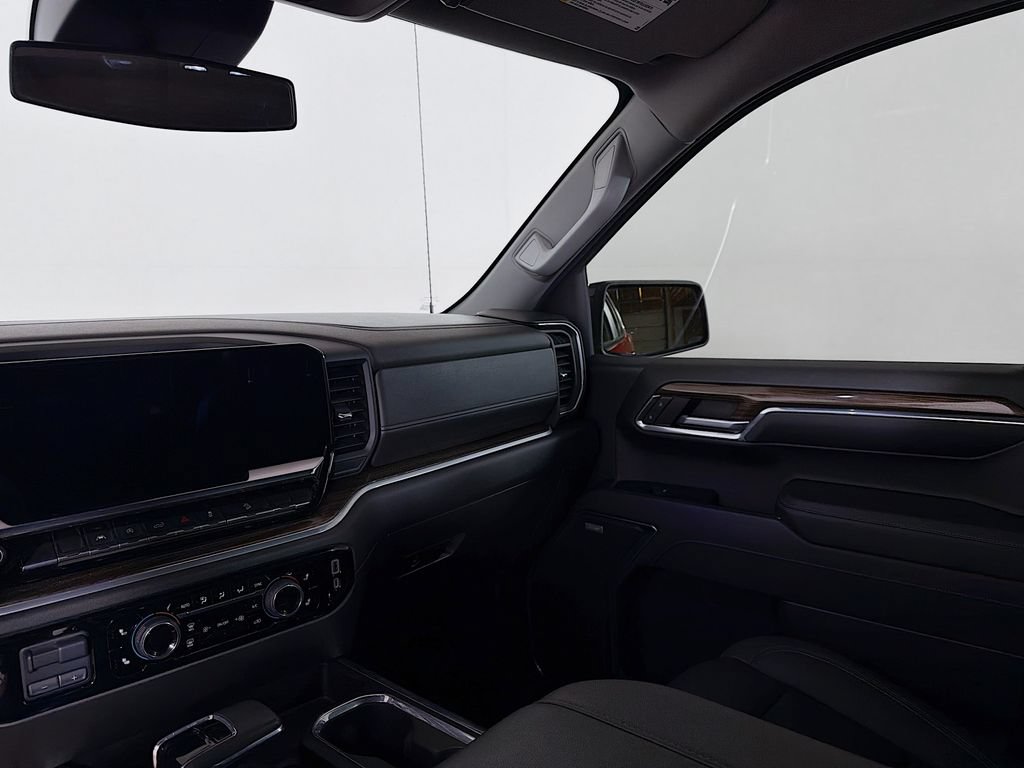 Used 2023 Chevrolet Silverado 1500 RST AWD/4WD image 21