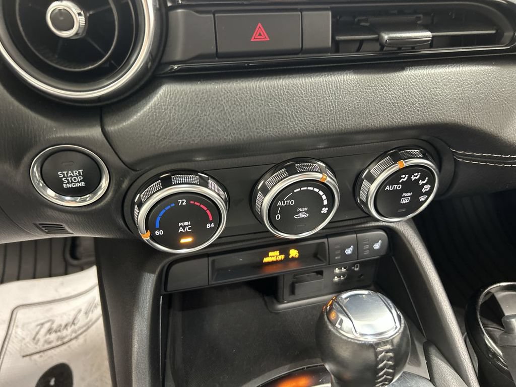 Used 2021 MAZDA MX-5 Miata Grand Touring RWD image 17