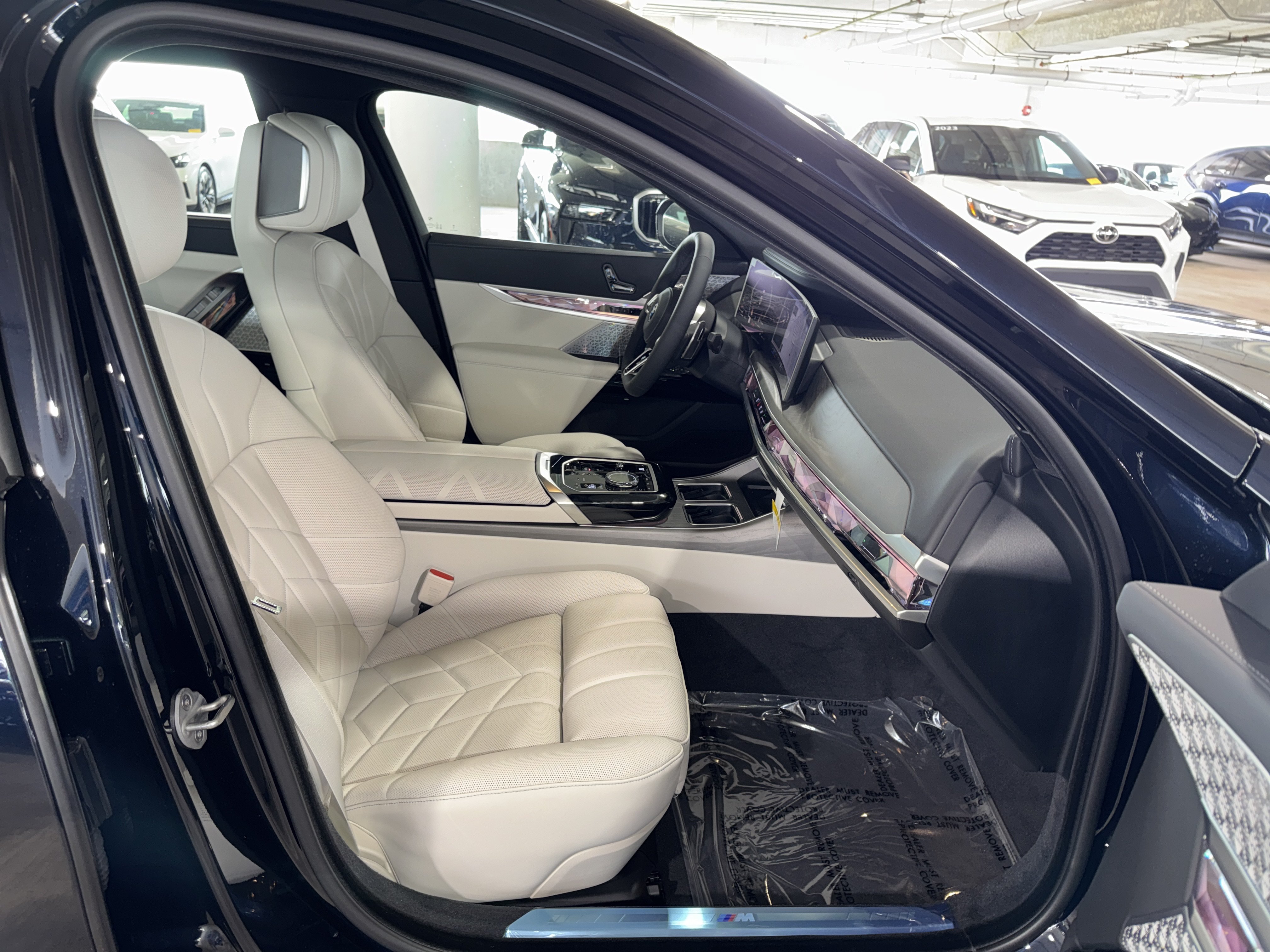 New 2026 BMW 740i RWD image 9