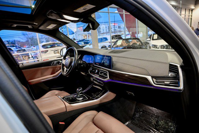 Used 2022 BMW X5 xDrive40i w/ Premium Package AWD/4WD image 24