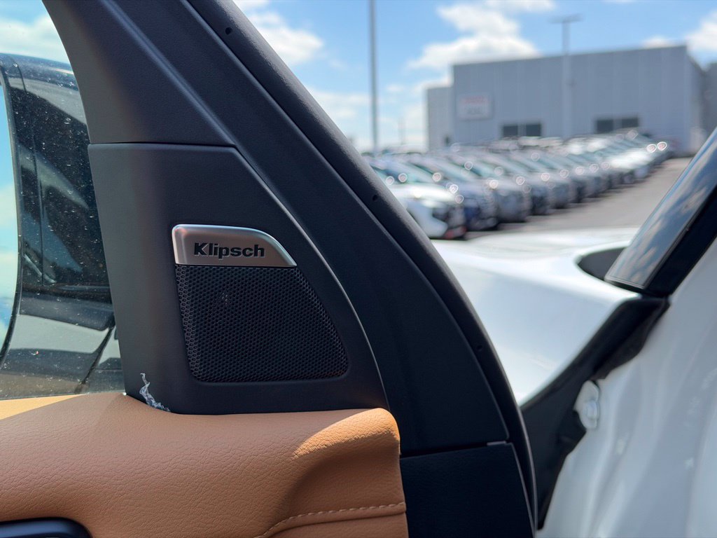 New 2026 Nissan Armada Platinum Reserve AWD/4WD image 13