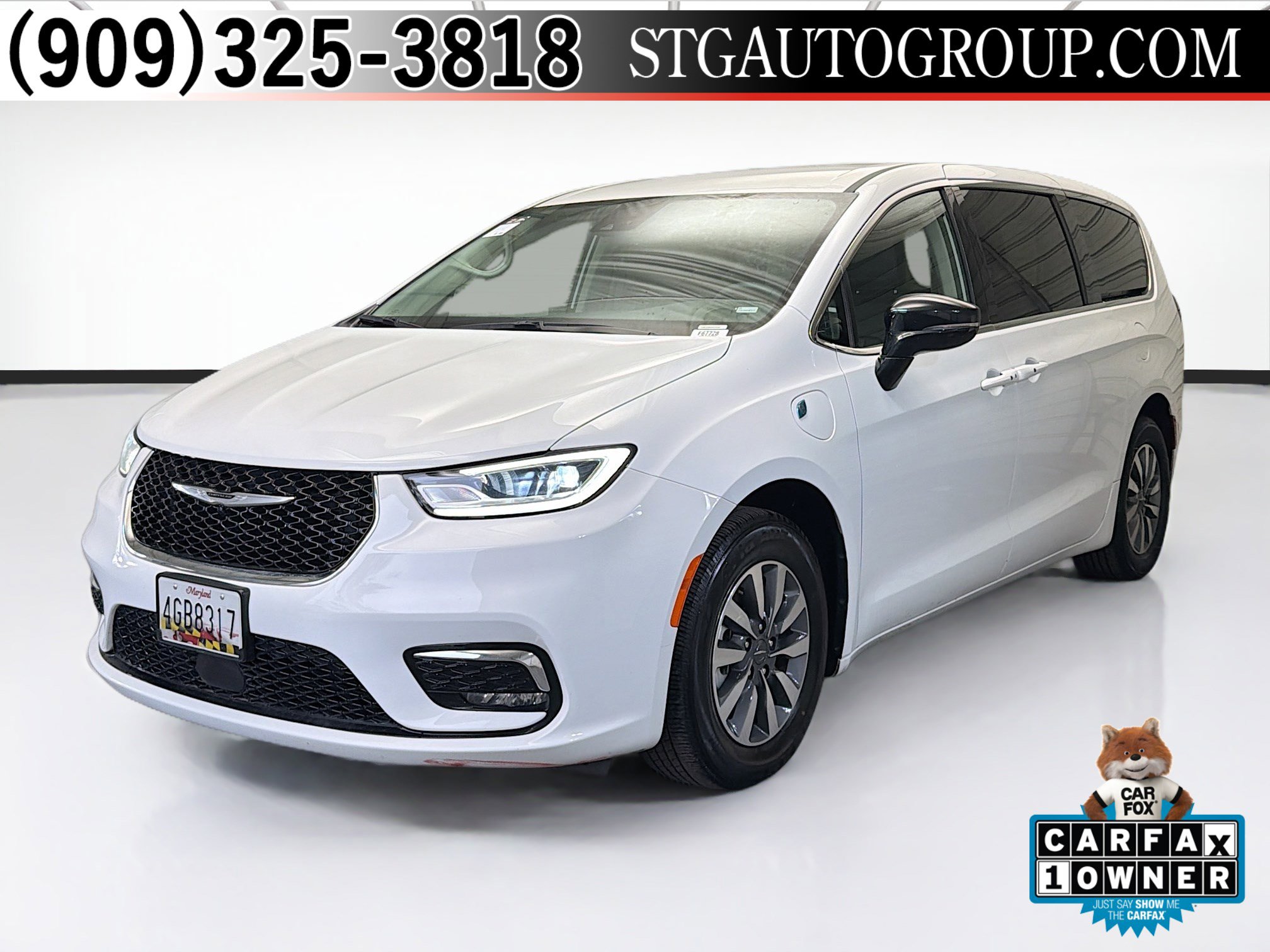 Used 2024 Chrysler Pacifica Select