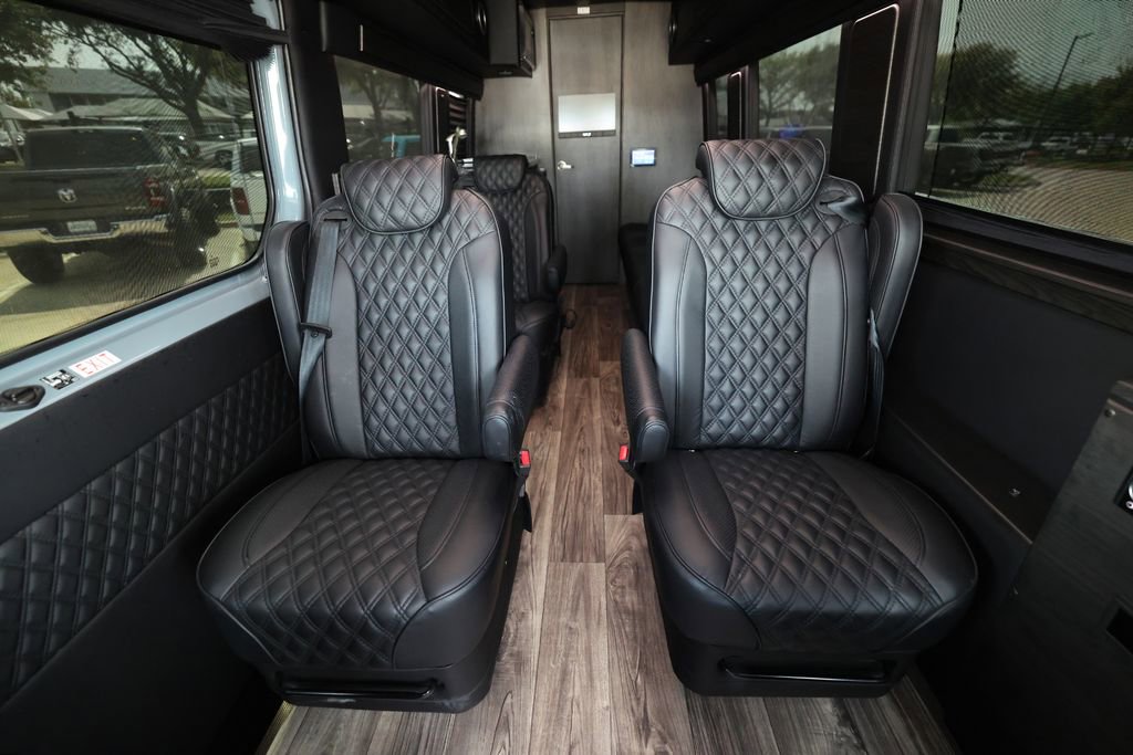 Used 2020 Mercedes-Benz Sprinter 3500 image 11