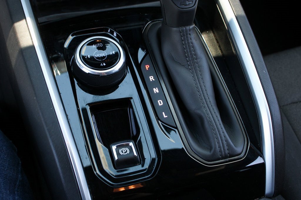 Used 2023 Chevrolet Colorado Trail Boss w/ LPO, Dark Essentials Package image 30