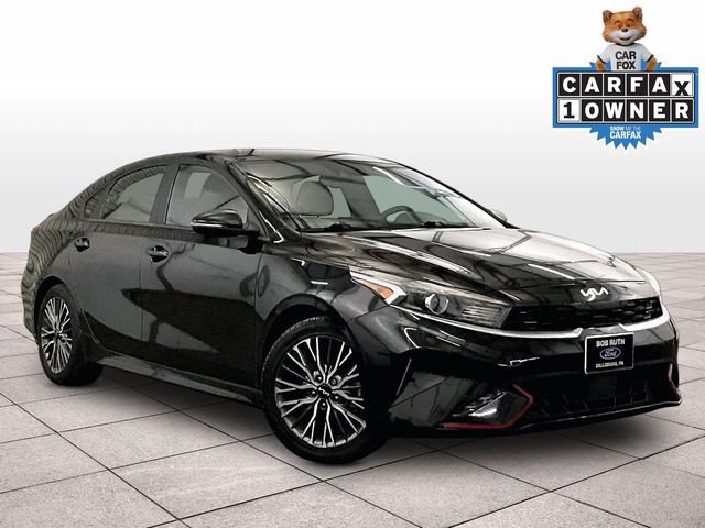 Used 2022 Kia Forte GT-Line w/ GT-Line Technology Package FWD image 2
