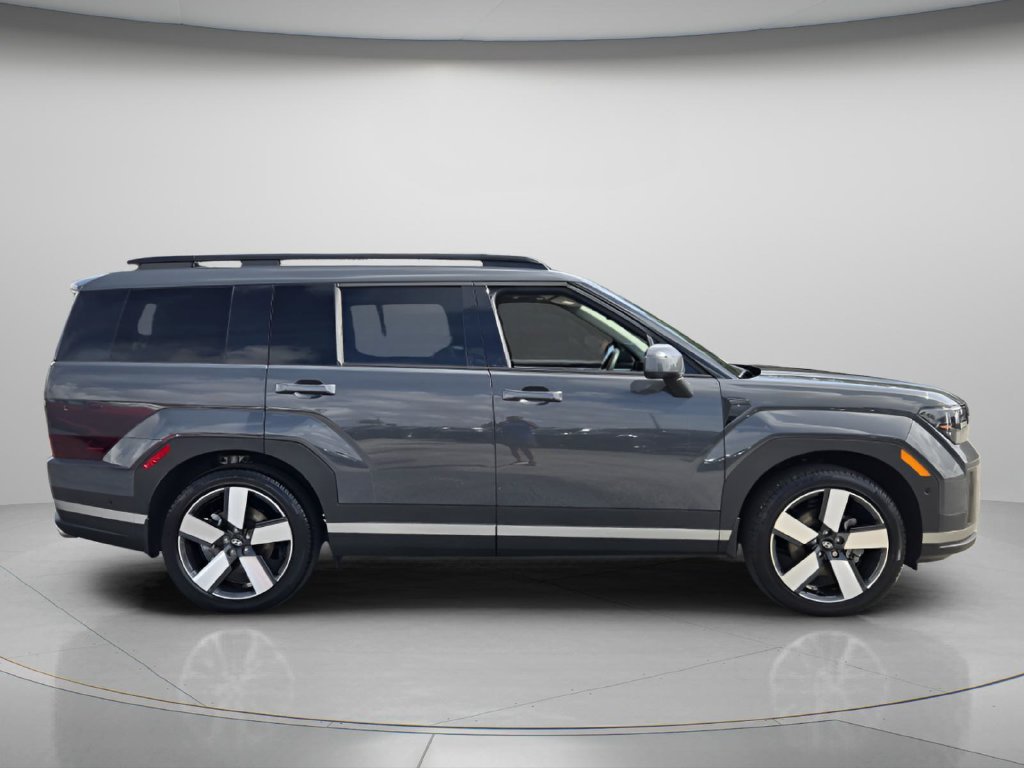 Certified 2026 Hyundai Santa Fe Limited FWD image 4