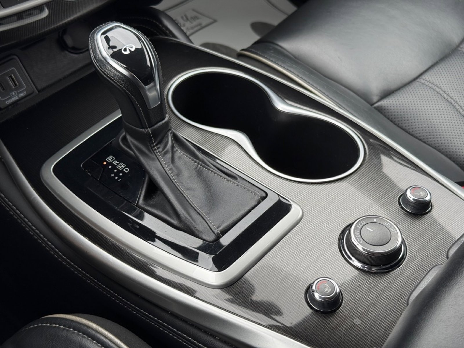 Used 2019 INFINITI QX60 Luxe w/ Essential Package AWD/4WD image 19