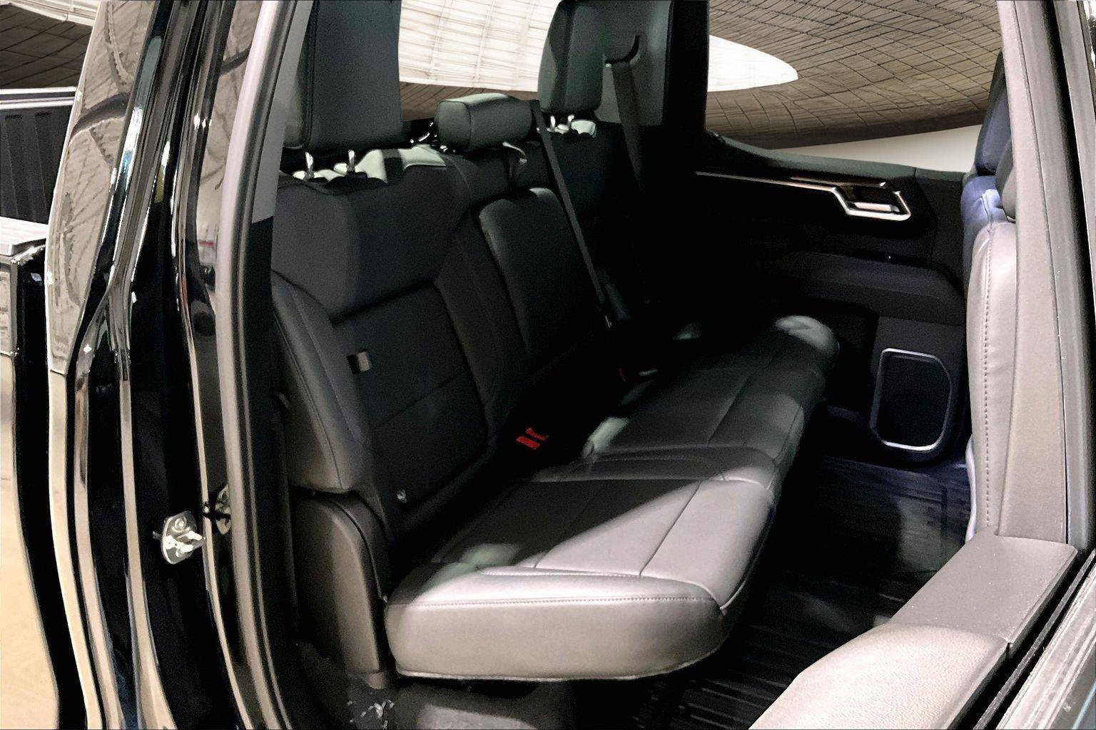 New 2026 GMC Sierra 1500 Elevation w/ Elevation Premium Package image 12