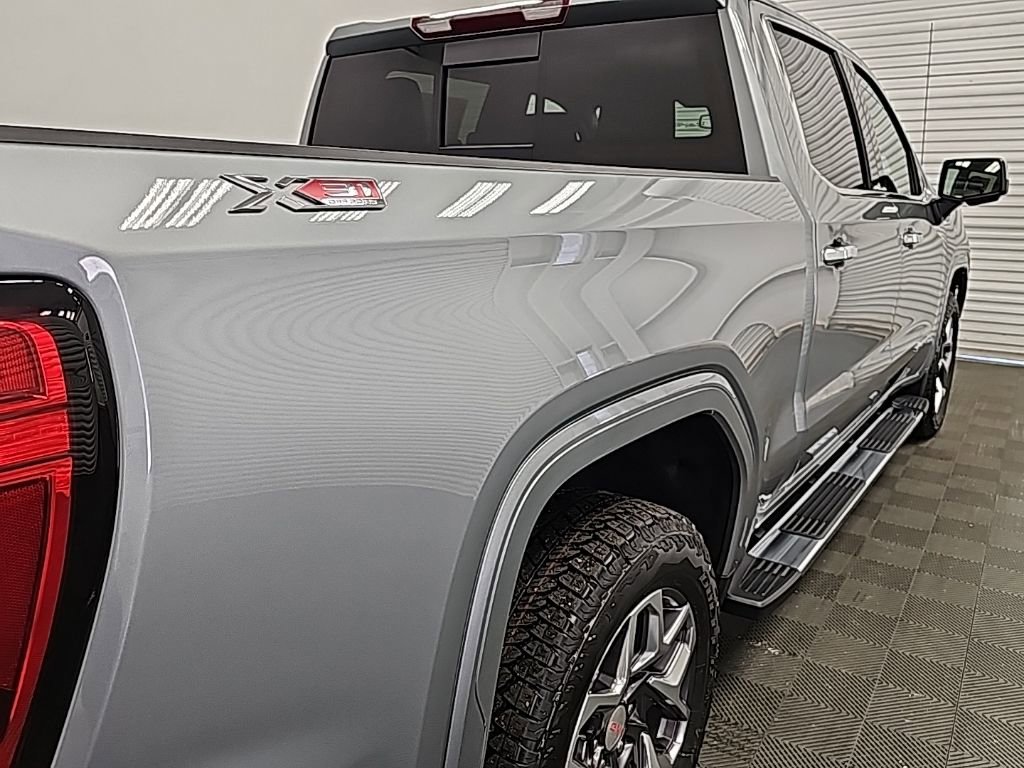New 2026 GMC Sierra 1500 SLT w/ SLT Premium Plus Package image 9