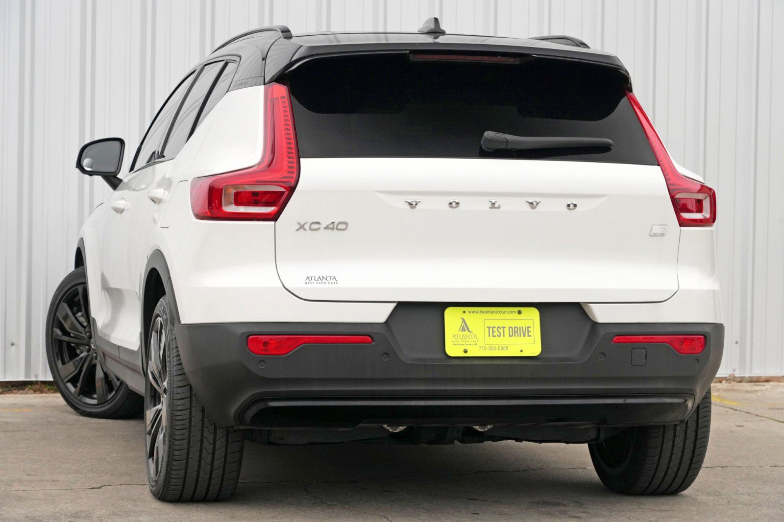 Used 2021 Volvo XC40 P8 Recharge w/ Advanced Package image 5