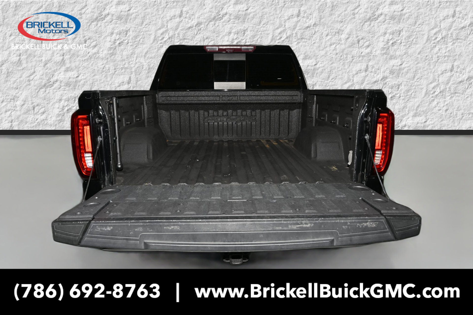Used 2024 GMC Sierra 1500 AT4X AWD/4WD image 10