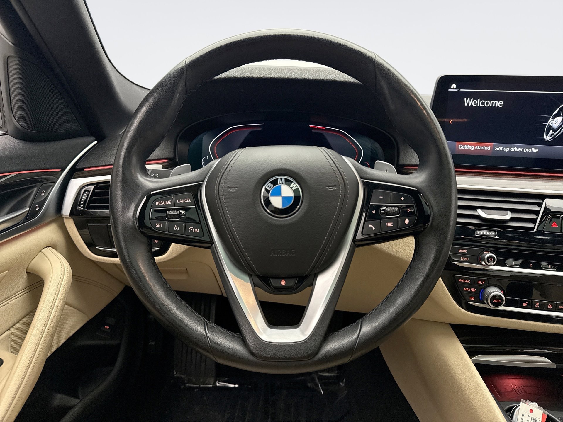 Used 2023 BMW 530i xDrive w/ Convenience Package image 12