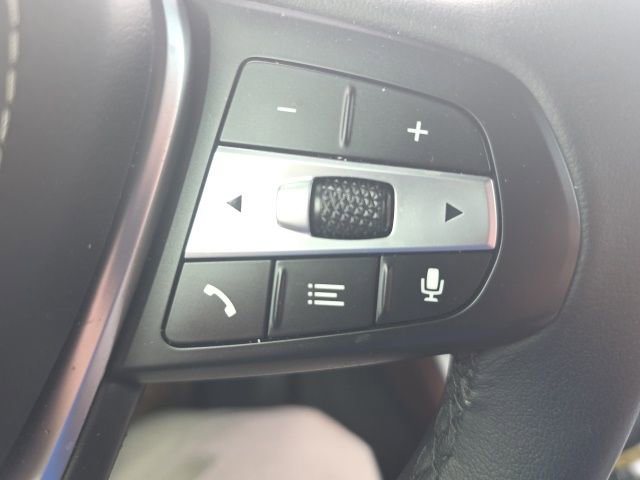 Used 2023 BMW X5 xDrive40i w/ Premium Package image 17