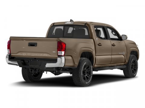 Used 2018 Toyota Tacoma TRD Off-Road image 2