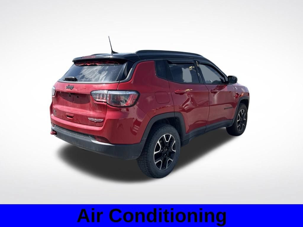 Used 2019 Jeep Compass Trailhawk AWD/4WD image 4