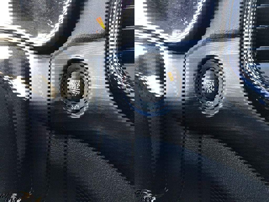 Used 2021 Jeep Grand Cherokee Laredo X image 18