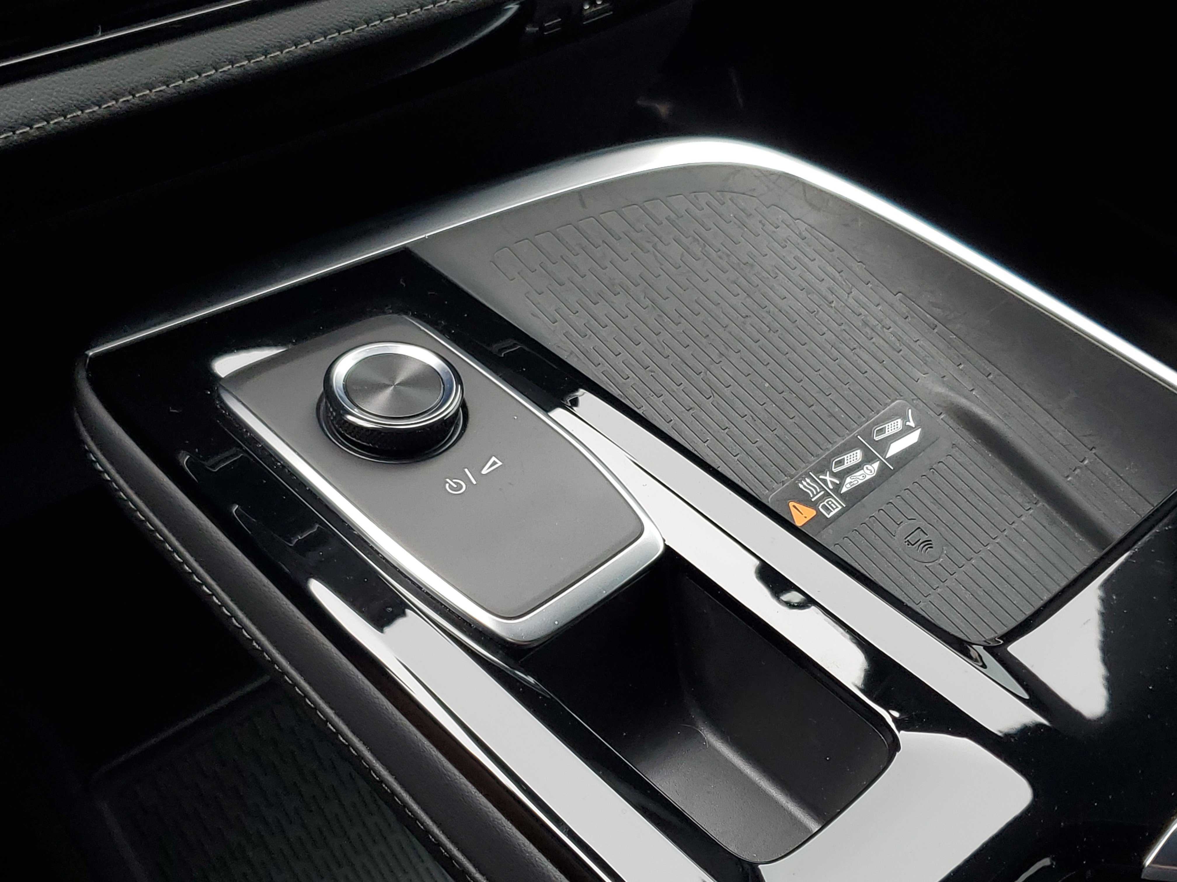 Certified 2025 Buick Enclave Sport Touring w/ Power Package image 32