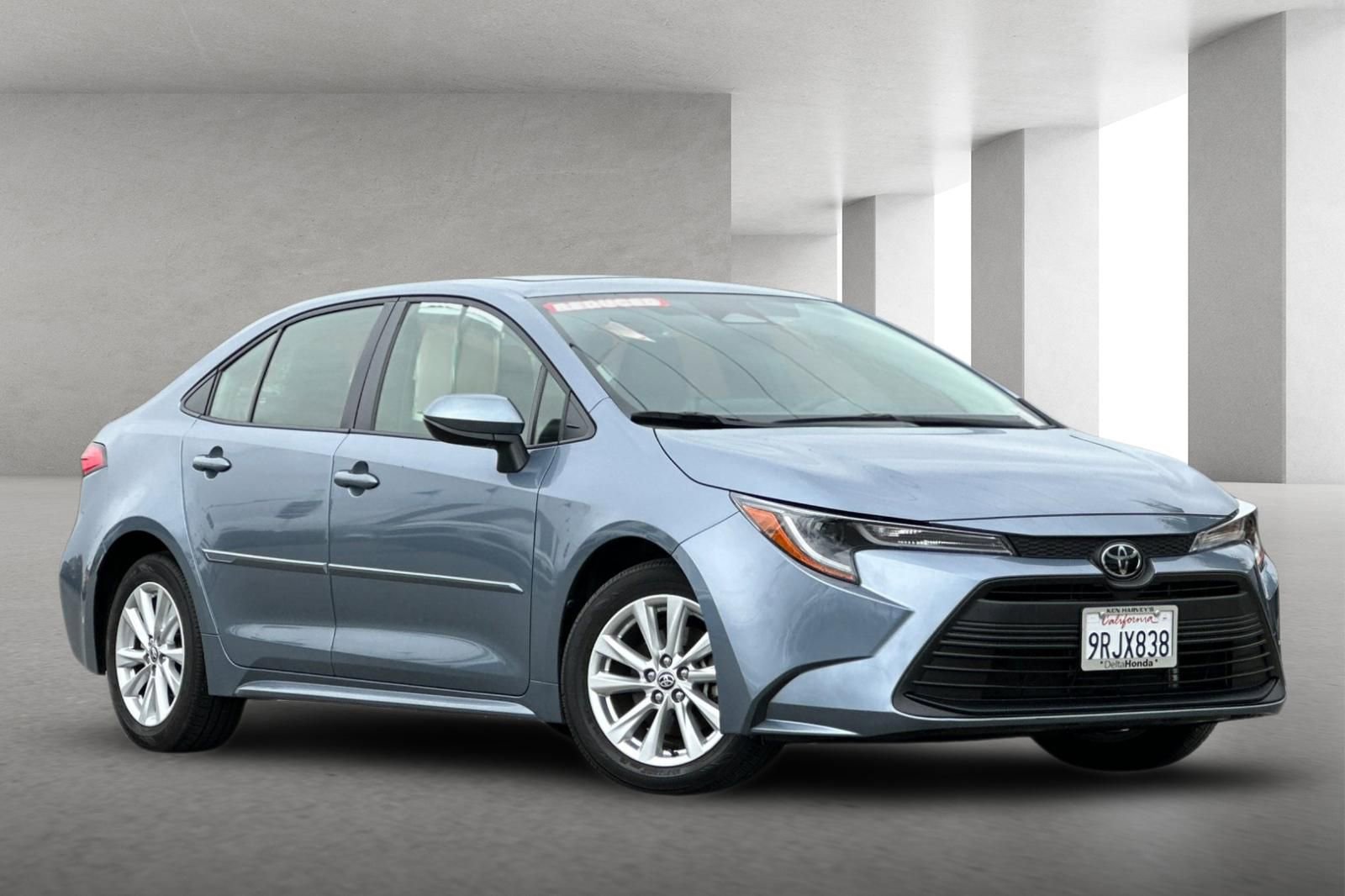 Used 2024 Toyota Corolla LE w/ LE Premium Package image 1
