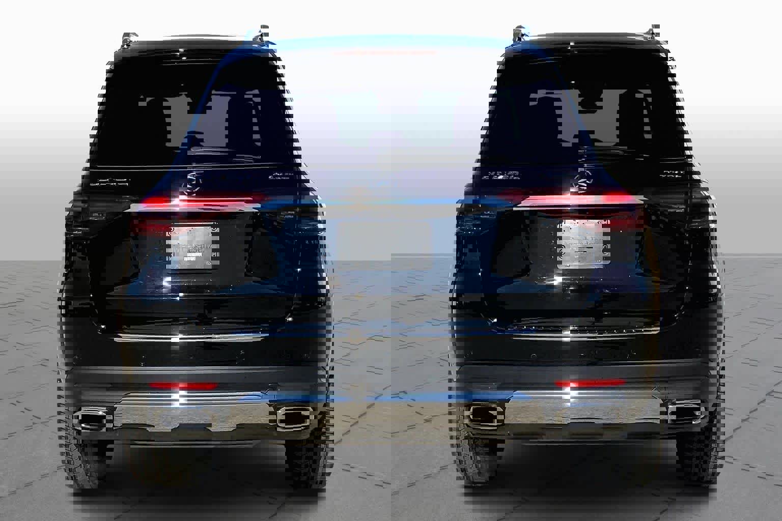 Used 2025 Mercedes-Benz GLE 450e 4MATIC image 4