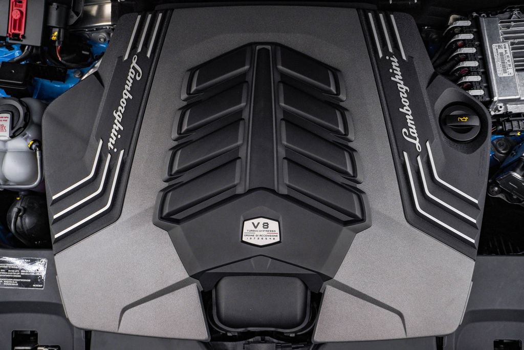 Used 2024 Lamborghini Urus Performante AWD/4WD image 36