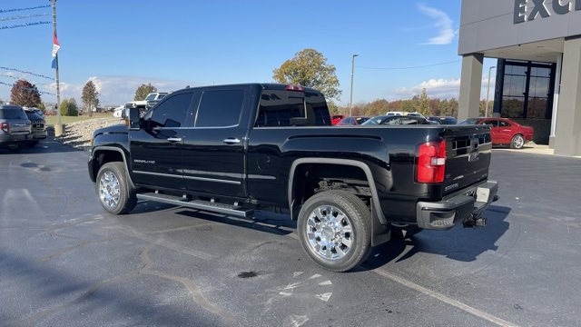 Used 2016 GMC Sierra 2500 Denali w/ Driver Alert Package image 3