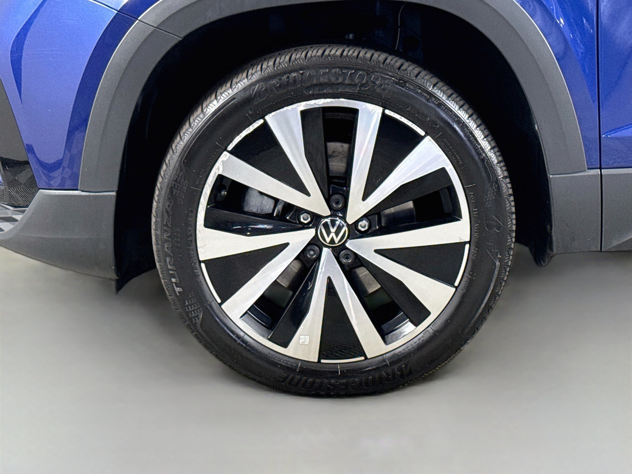 Used 2023 Volkswagen Taos SE FWD image 38