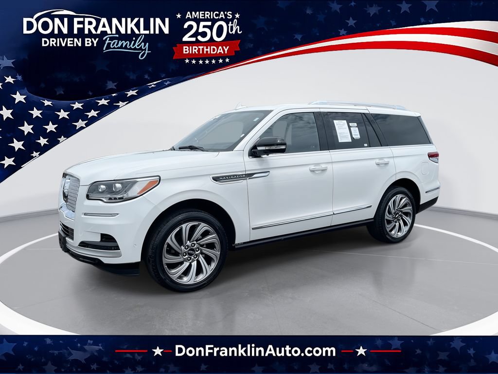 Used 2022 Lincoln Navigator Reserve AWD/4WD image 1