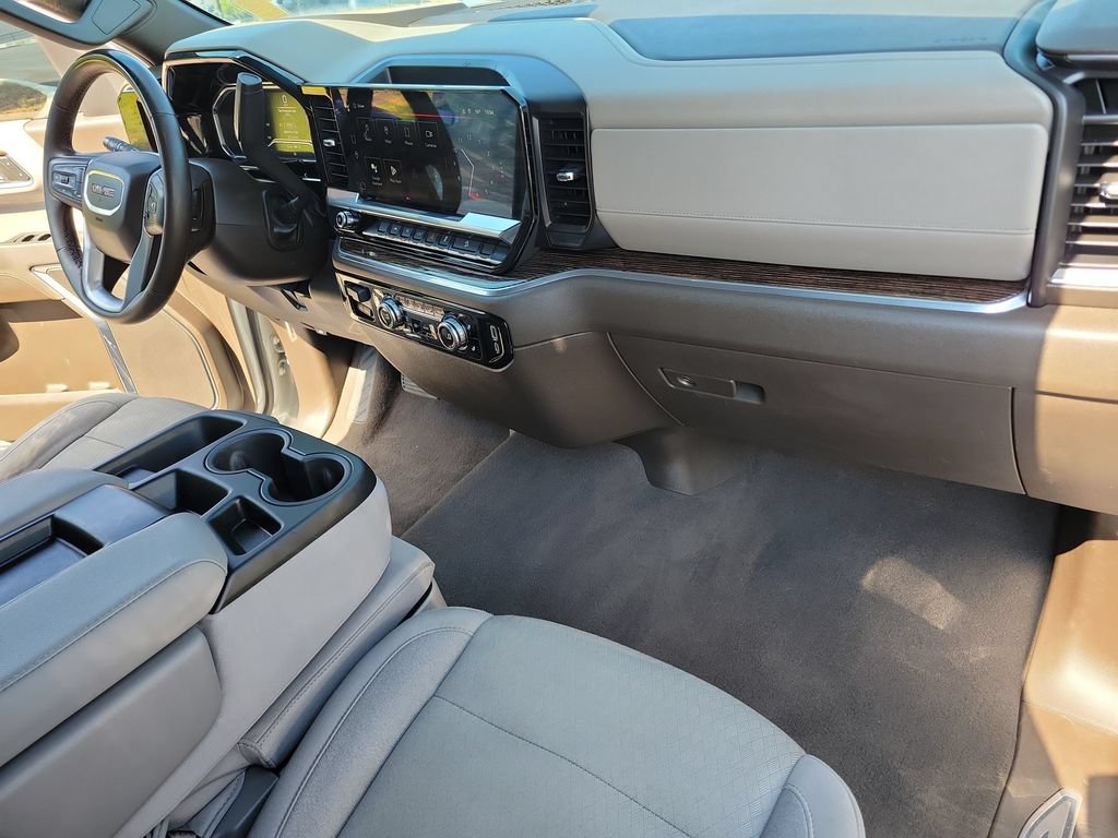 Used 2024 GMC Sierra 1500 SLE w/ Preferred Package AWD/4WD image 15
