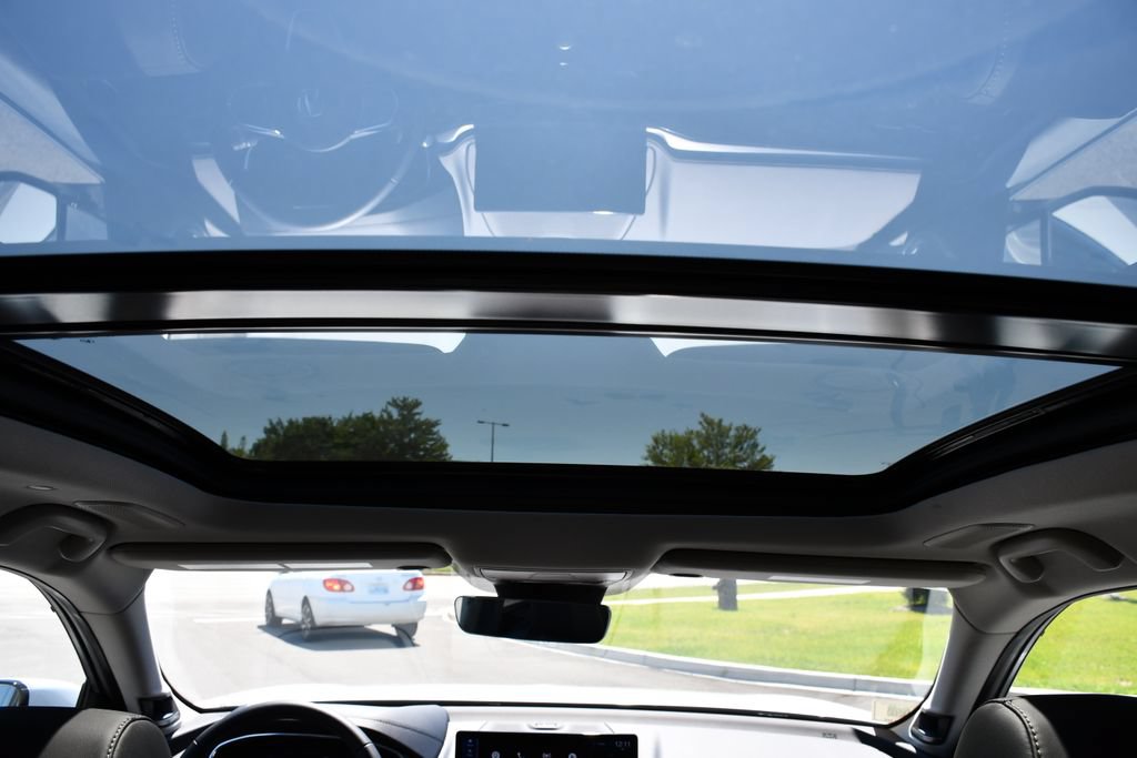Certified 2026 Acura MDX w/ Technology Package FWD image 33